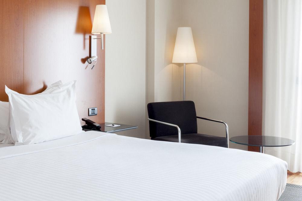 Ac Hotel Badajoz By Marriott Екстер'єр фото