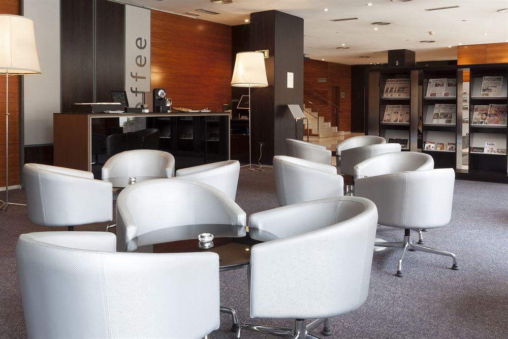Ac Hotel Badajoz By Marriott Екстер'єр фото