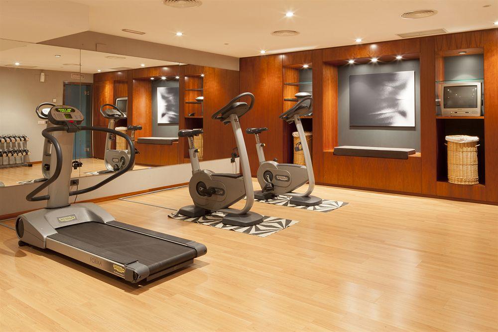 Ac Hotel Badajoz By Marriott Екстер'єр фото