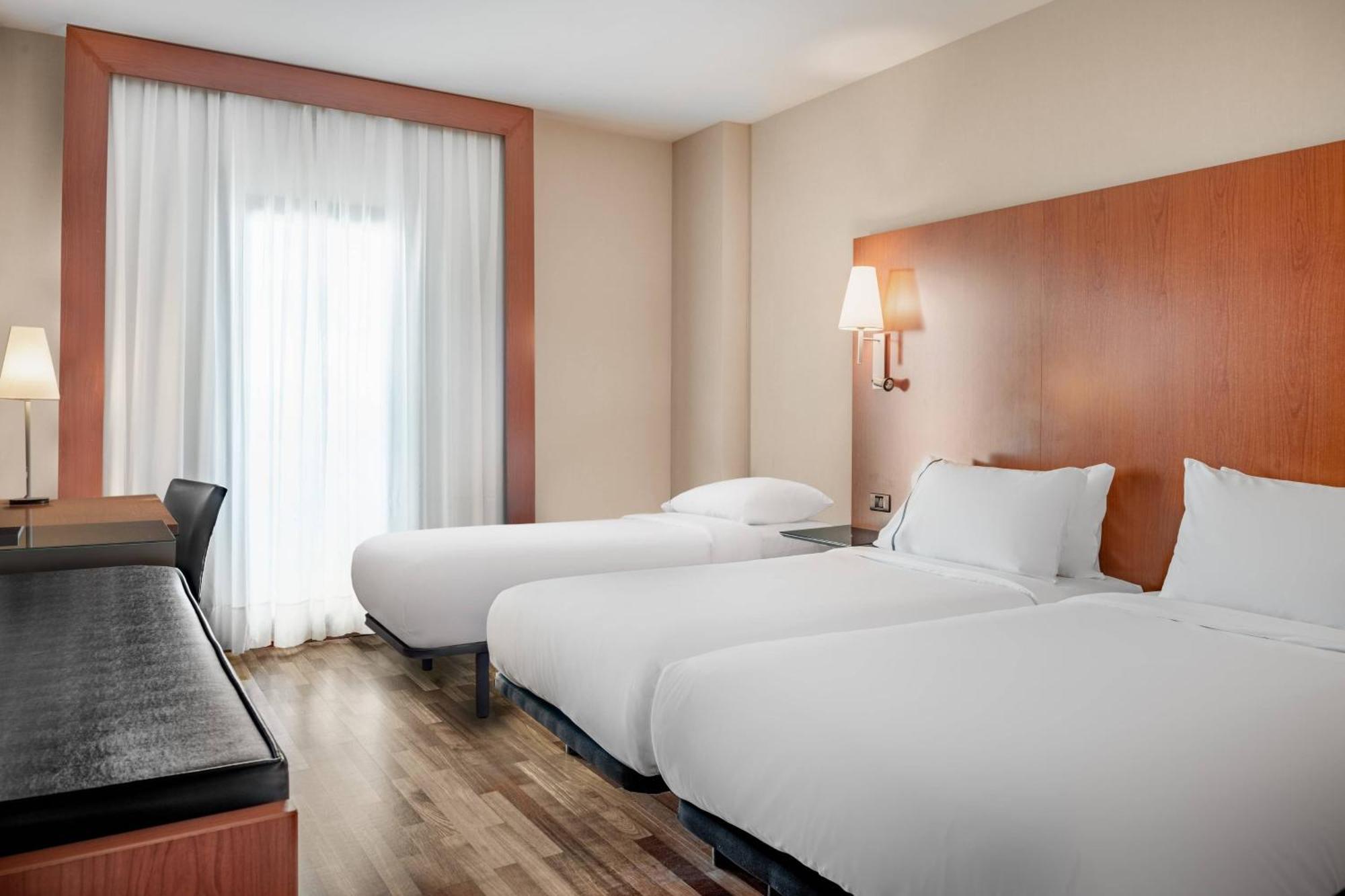 Ac Hotel Badajoz By Marriott Екстер'єр фото