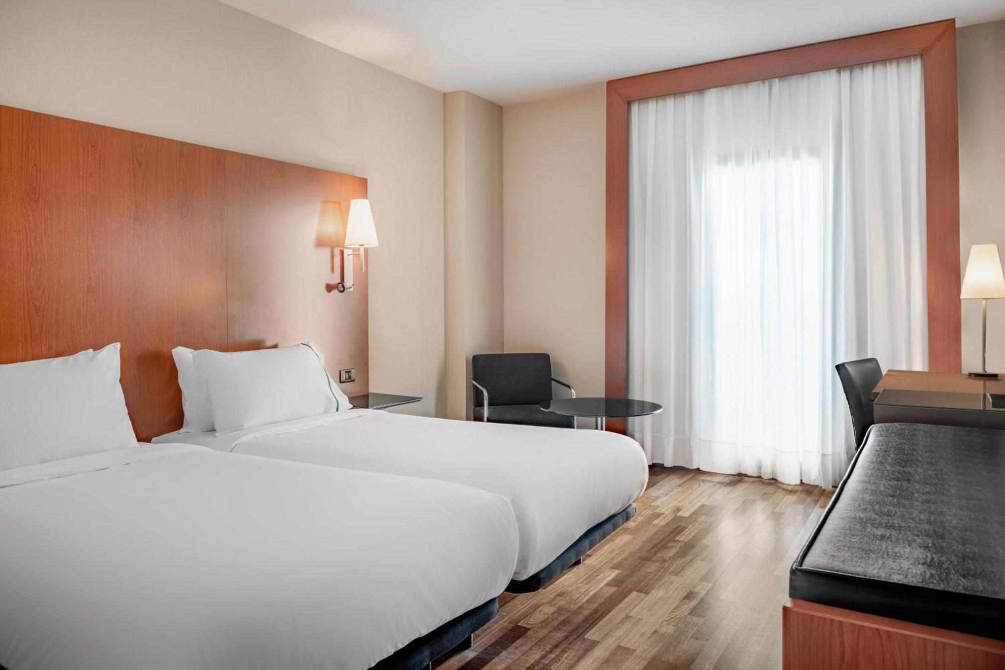 Ac Hotel Badajoz By Marriott Екстер'єр фото