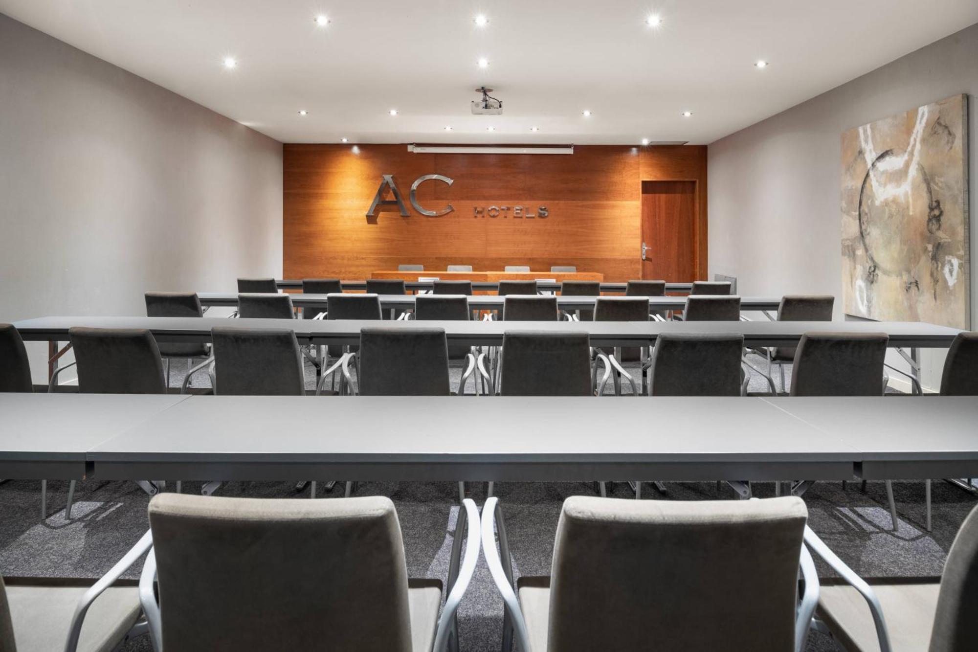 Ac Hotel Badajoz By Marriott Екстер'єр фото